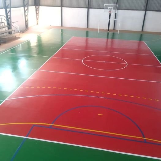 Cancha interior en pueblo Centenario, Durazno